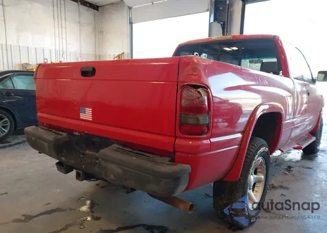 1997 Dodge Ram 1500 St from USA, damaged, VIN 3B7HF13Z9VG796381